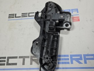 ручка наружная двери, ориг. номер 1528115-00-D, Tesla Model 3 рест