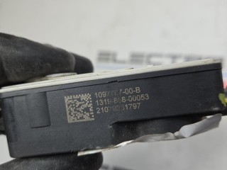 Насос (моторчик) омывателя стекла, ориг. номер 10977-00-B, 1319-88-00053, Tesla Model 3 2017-2021