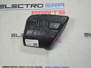 Обшивка крышки багажника, ориг. номер 1133020-00-D, Tesla Model 3 рест