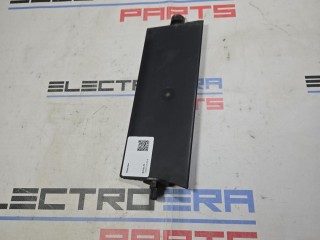 Пластик Tesla Model 3 2017-2021
