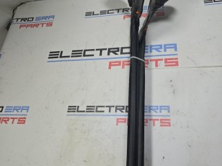 уплотнитель, Tesla Model 3 2017-2021
