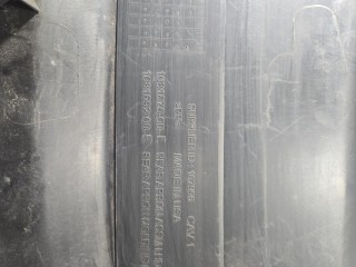 подкапотный пластик, ориг. номер 1081692-00-E, Tesla Model 3 рест