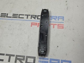 пластик салона, ориг. номер 1092575-00-J, Tesla Model 3 рест