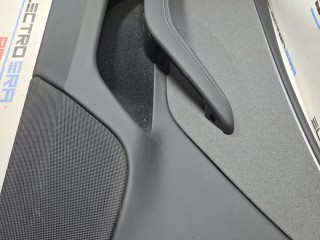 обшивка двери передней левой, Tesla Model 3 2 2024-2026