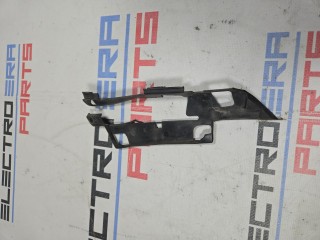 молдинг двери передней левой, Tesla Model 3 2 2024-2026