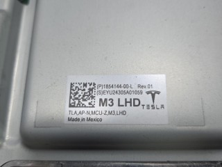 Блок управления автопилотом, ориг. номер P2050302-00-A, Tesla Model 3 2 2024-2026