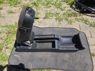 подлокотник Volkswagen Passat B5 1996-2001, левый руль, VO.STAUFACHAUS