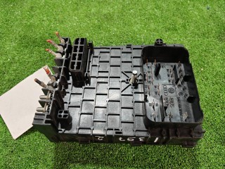 Блок предохранителей, ориг. номер 3C09712490, Volkswagen Passat 2011-2015