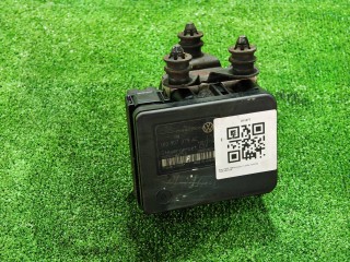 Блок ABS, ориг. номер 1K0614517AE, Volkswagen Jetta 2005-2010