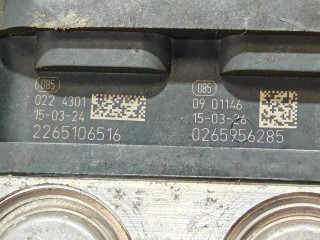 Блок ABS, ориг. номер 476605492R, Renault Sandero 2013-2018