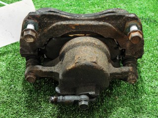 Суппорт передний правый, Toyota Previa 2003-2006