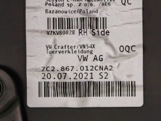 Обшивка двери передней правой (дверная карта), ориг. номер 7C2867012, Volkswagen Crafter 2016-2026