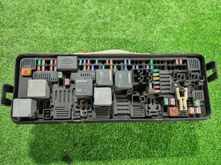 Блок предохранителей, ориг. номер HPLA-14N030-AB, Land-Rover Range Rover Sport 2013-2017