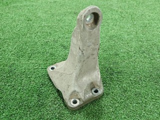 Кронштейн двигателя BMW 3 F30/F31/F34 2015-2020, 2.0 л, бензин, 6784826