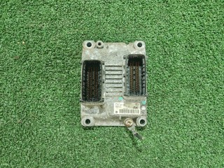 Блок управления двигателем Opel Corsa 2006-2011, 55557933