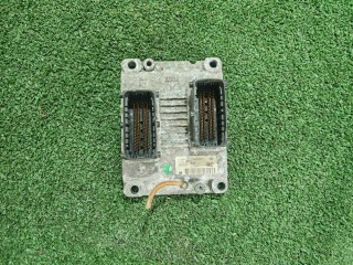 Блок управления двигателем Opel Corsa 2006-2011, 55573258