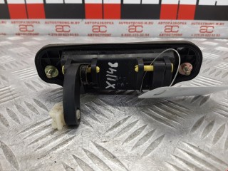 Ручка крышки багажника, ориг. номер LC6262410B, Mazda Premacy 2001-2005