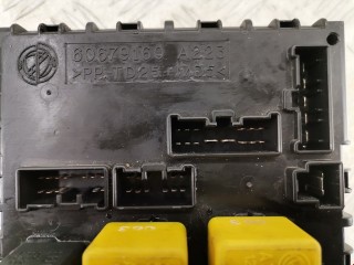 Блок предохранителей, ориг. номер 60679160, Alfa Romeo 156 2002-2003