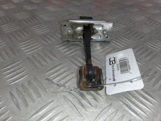 Ограничитель открывания двери передней, ориг. номер 13180682, 13242975, Opel Corsa 2006-2011