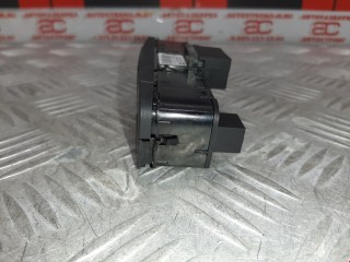 Кнопка аварийной сигнализации, ориг. номер 6J0927137T, Seat Ibiza 2008-2012
