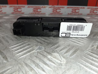 Кнопка аварийной сигнализации, ориг. номер 6J0927137T, Seat Ibiza 2008-2012