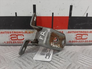 Петля двери передней правой, ориг. номер F15159210C, Mazda 3 2008-2011
