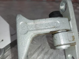 Петля двери передней правой, ориг. номер A2197200437, Mercedes CLS W219 2004-2008