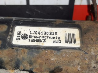 Стойка передняя правая, ориг. номер 1J0413031S, 1J0413031T, Volkswagen Golf 1991-2000
