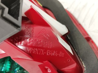 Фонарь крышки багажника правый, ориг. номер 9687582980, 6350JQ, Citroen C5 2004-2008