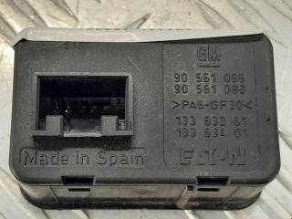 Блок управления стеклоподъемниками, ориг. номер 90561088, 13363201, 9100301, Opel Zafira 2003-2006