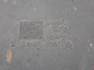 Защита арок передняя левая (подкрылок), ориг. номер 64612100010, 85612100007, MAN L2000