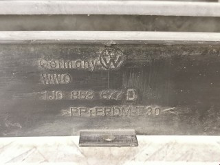 Заглушка (решетка) в бампер, ориг. номер 1J0853677D, Volkswagen Golf 1991-2000