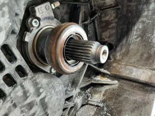 КПП механическая (МКПП) 6-ступенчатая, ориг. номер F40, 55577508, Opel Insignia 2008-2013
