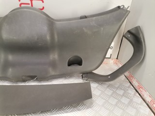 Обшивка крышки багажника, ориг. номер 8200035024, 8200035025, 8200035027, Renault Megane 1999-2003