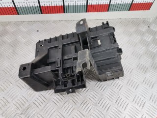 Полка аккумулятора, ориг. номер 13167332, 13256602, Opel Meriva 2002-2006