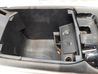 Подлокотник, ориг. номер DS7Z5406024AB, Ford Fusion 2005-2012