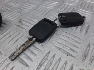 Замок зажигания, ориг. номер 4B0905851C, 4B0905851B, Audi A3 1996-2000