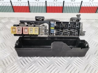 Блок реле, ориг. номер 9207572, Opel Agila 2000-2004