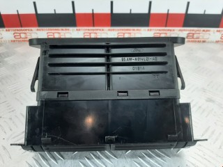 Дефлектор обдува салона, ориг. номер 95AWA014L21AD, Ford Escort 1991-1996
