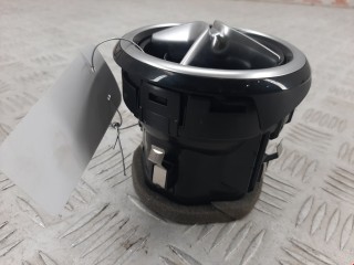Дефлектор обдува салона, ориг. номер A2468303900, Mercedes B W246 2011-2014