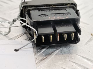 Кнопка стеклоподъемника, ориг. номер 7700838101, Renault Scenic 1999-2003