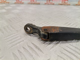 Щеткодержатель задний, ориг. номер 28780BU010, Nissan Almera Tino 2000-2003