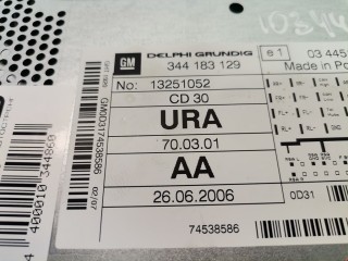 Магнитола, ориг. номер 13251052, Opel Zafira 2005-2008