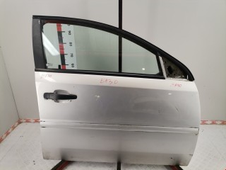 Дверь передняя правая Opel Vectra 2002-2005