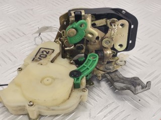 Замок двери передней правой, ориг. номер 813203E010, Kia Sorento 2002-2006