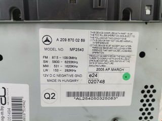 Магнитола, ориг. номер A2098206589, A2098700289, Mercedes CLK W209 2002-2005