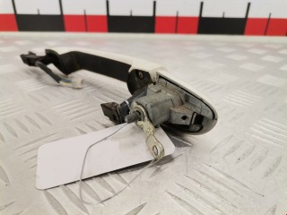 Ручка наружная передняя правая, ориг. номер D65358410N, Mazda 3 2006-2009