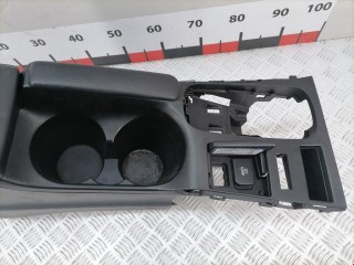 Подлокотник, ориг. номер 5891076012, Lexus CT 2010-2014