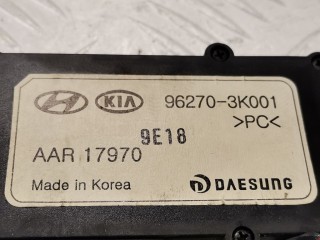 Усилитель антенны, ориг. номер 962703K001, Hyundai Sonata 2001-2013