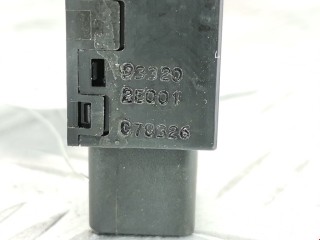 Кнопка подогрева сидений, ориг. номер 933202E001, Hyundai Tucson 2004-2010